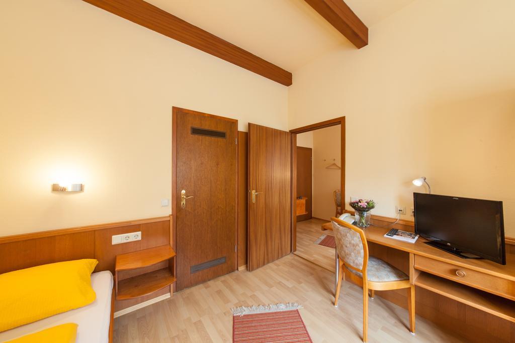 Hotel Zum Kaffeekaennchen นอร์เดอร์ชเตดท์ ภายนอก รูปภาพ